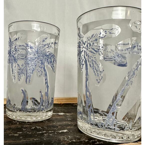 Vintage Set of Three, 7oz Frosted and Embossed Blue Palm Tree Tumblers - Picture 7 of 8